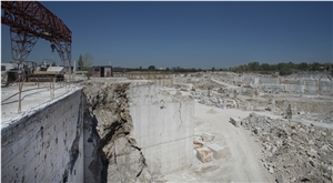 Travertino Romano Noisette Quarry