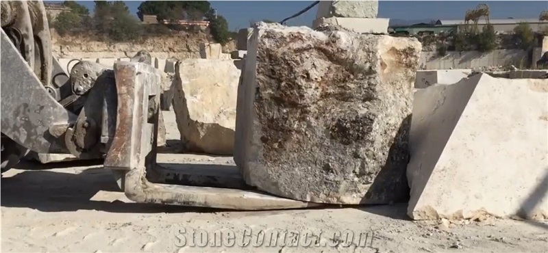 Valle Pilella Travertino Romano - Travertino Classico Quarry