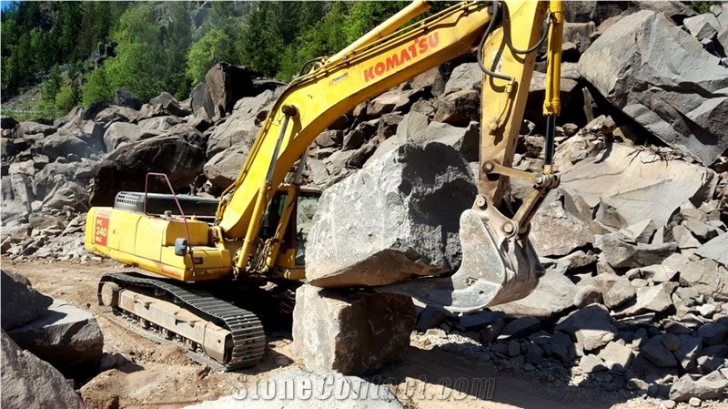 Porfido Fortebuso Quarry
