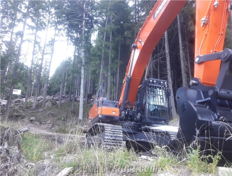 Porfido Fortebuso Quarry