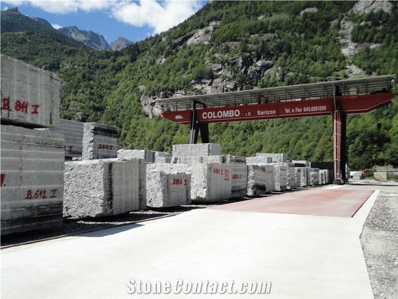 Cava Crotto di Fogarso-Serizzo Formazza Quarry