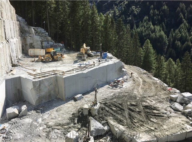 Cava Garou -Serizzo Antigorio Chiaro,Serizzo Antigorio Granite Quarry