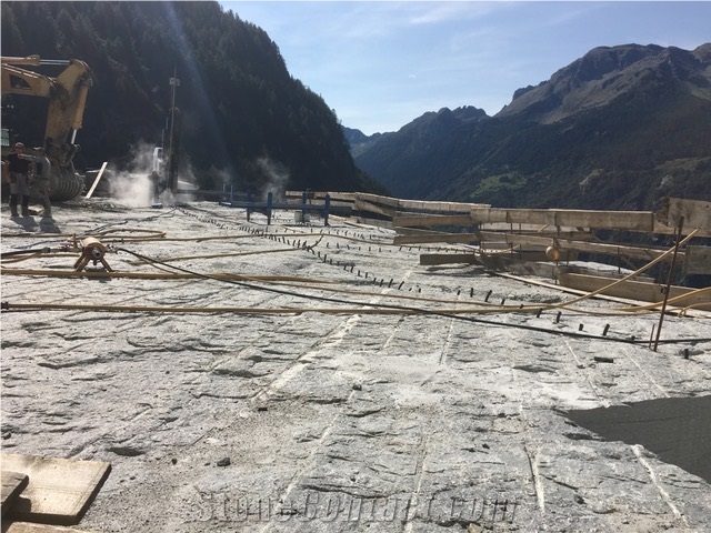 Cava Garou -Serizzo Antigorio Chiaro,Serizzo Antigorio Granite Quarry