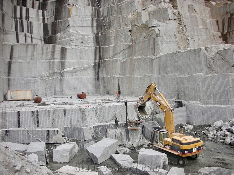 Cava Presa Pioda-Serizzo Oira,Serizzo Antigorio Scuro Quarry
