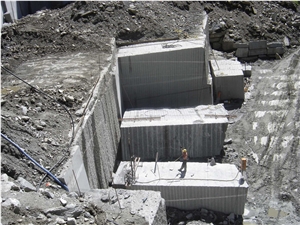London White Granite Quarry