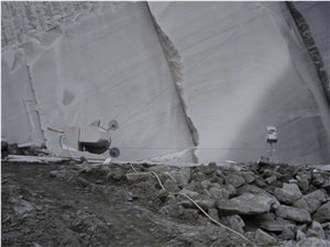 London White Granite Quarry