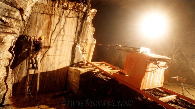 Rosa Ornavasso Marble Quarry