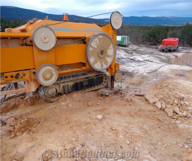 Cantera Arenisca Marron Sierra - Brown Sandstone Quarry