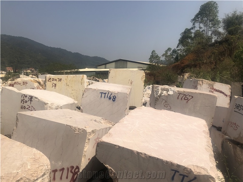 Iran Gold Royal Shanna Marble Quarry