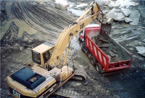 S Grey Beola - Beola Grigia Servezzo Gneiss Quarry
