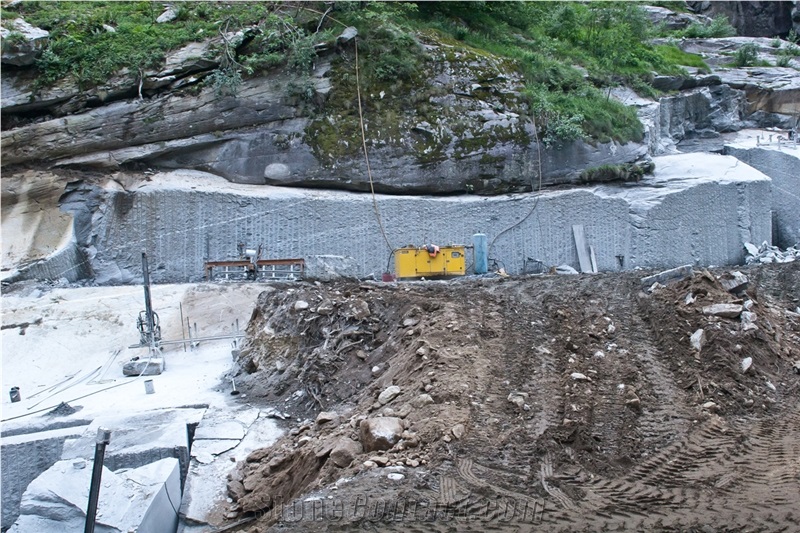 Serizzo Antigorio Gneiss Quarry