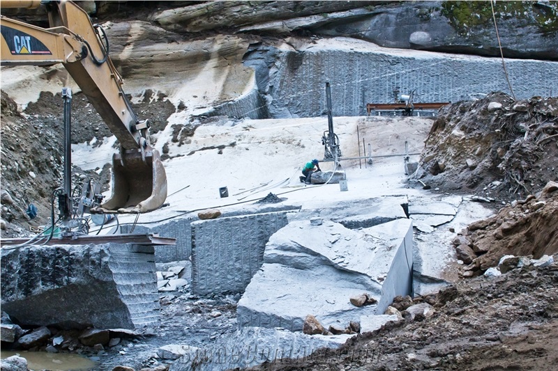 Serizzo Formazza Bort Quarry