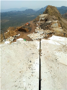 Omani Royal Cream Marble,White Vera Marble Quarry