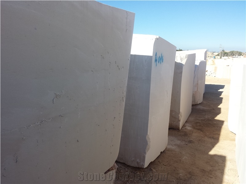 Moca Creme Fina Limestone Quarry