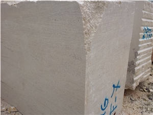 Moca Creme Grossa-Moca Medium Limestone Quarry