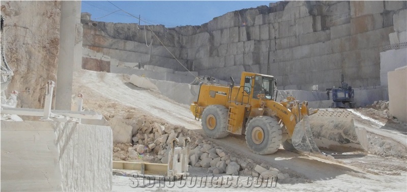 Cabeca De Veada Limestone - Rosal CV4 Limestone Quarry