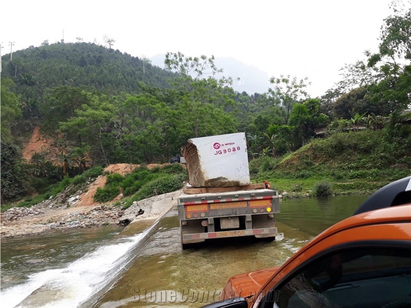 Lao Cai White Marble Quarry