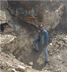 MNT Iran Jade Green Onyx Quarry
