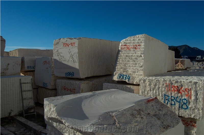 Caliza Alba - Caliza Bianco Quarry
