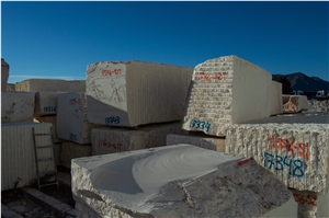 Caliza Alba - Caliza Bianco Quarry