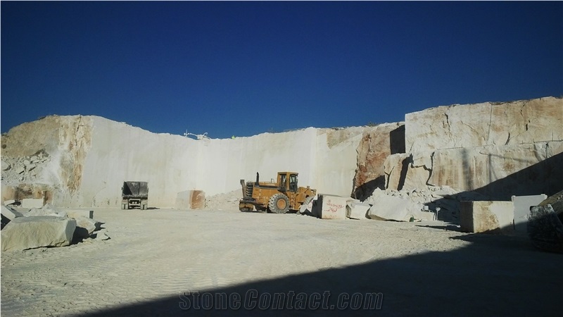 Caliza Alba - Caliza Bianco Quarry