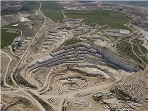 Denizli Classic Export Light Travertine Quarry