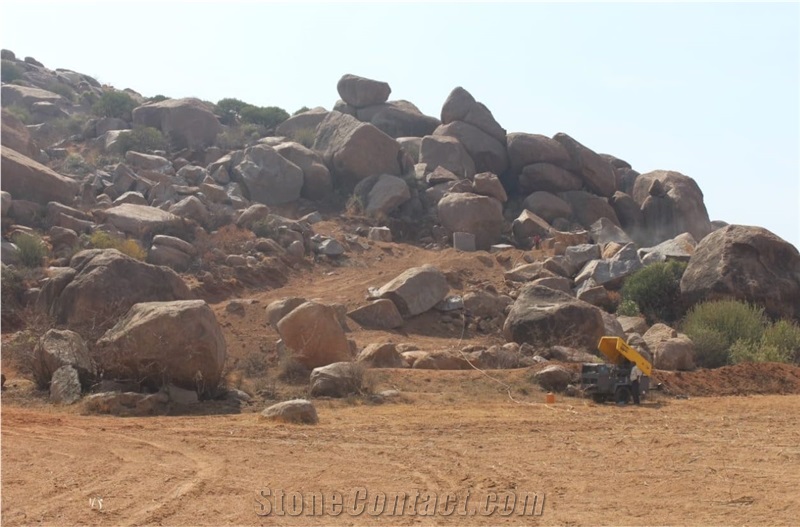 Pink Cats Eye Granite Quarry