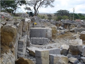 Negro Caracol Marble Quarry