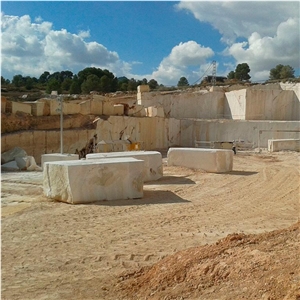 Marina Rosal Sandstone Quarry