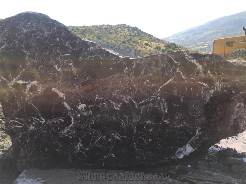 Rosso Levanto Marble Quarry