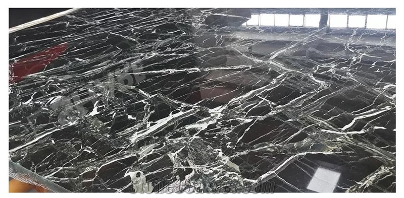 Rosso Levanto Marble Quarry