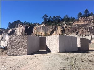 Rosa Porino Extra Granite Quarry