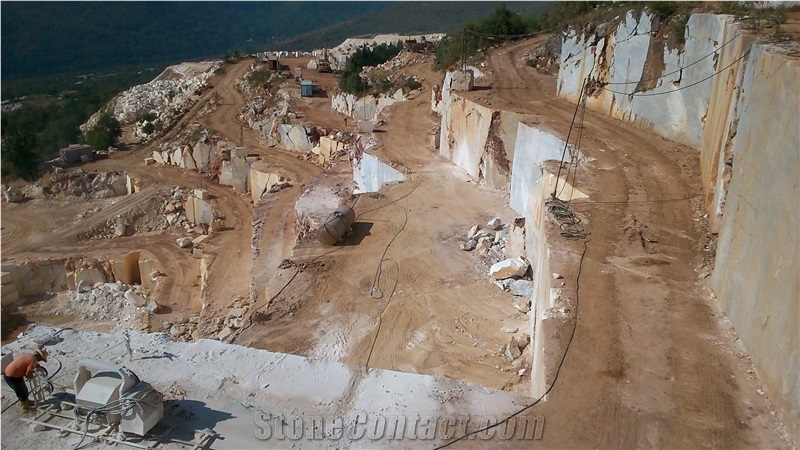 Kyknos Marble - Kycnos White Marble Quarry