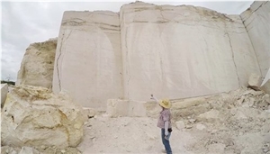 Mexican Light Travertine-Durango Veracruz Travertine Quarry Mexican Light Travertine-Durango Veracruz Travertine Quarry