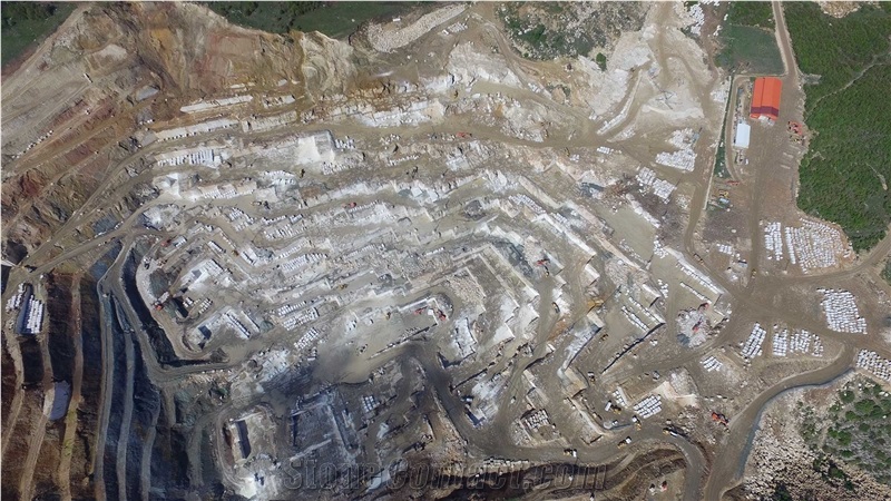 Regal Sapphire Marble Quarry