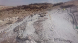 Desert Saudi Bianco Cristal White Granite Quarry