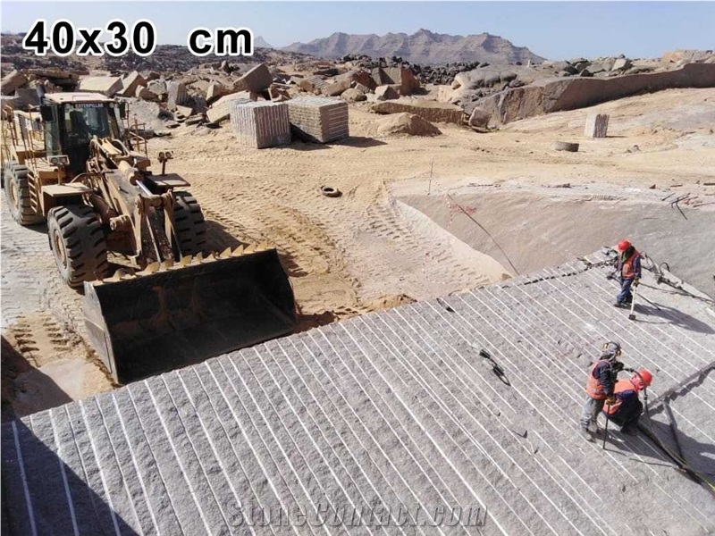 Najran Desert Brown Granite-Tropical Brown Granite Quarry
