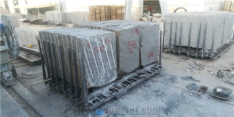 Najran Desert Brown Granite-Tropical Brown Granite Quarry