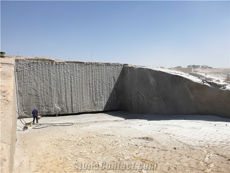Najran Desert Brown Granite-Tropical Brown Granite Quarry