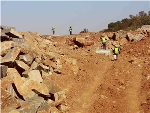 Rustenburg Super Dark-Rustenburg Granite Quarry