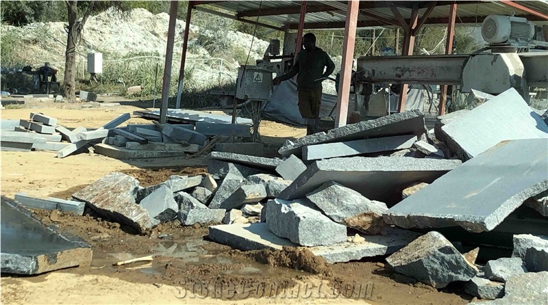 Rustenburg Super Dark-Rustenburg Granite Quarry