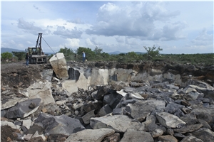 Recinto Poro Abierto Basalt Quarry in Mexico