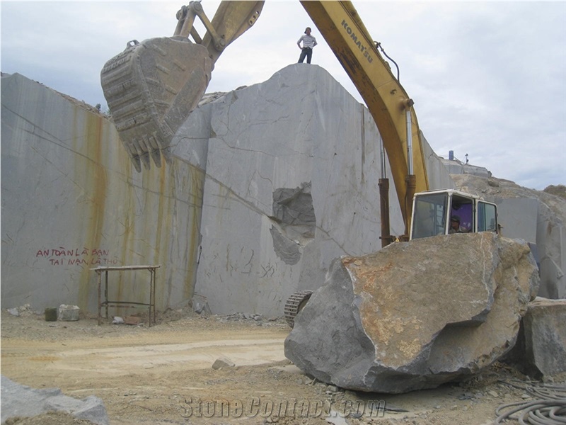 PY Black Granite - Phu Yen Black Granite -Black Phu Yen Granite Quarry