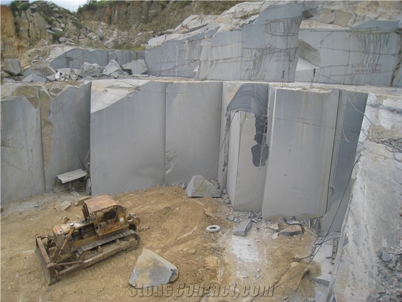 PY Black Granite - Phu Yen Black Granite -Black Phu Yen Granite Quarry