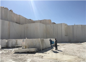Lafei Beige Marble Quarry
