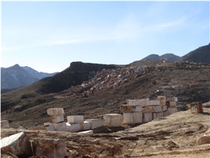 Gazanbar White Travertine Quarry