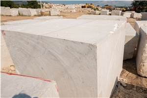 Arini Noce Travertine Quarry
