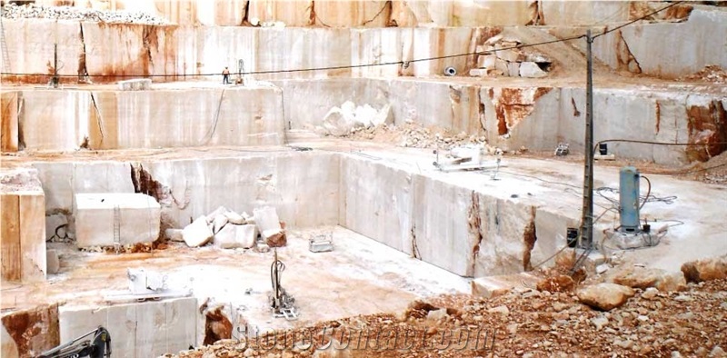 Pearl Beige Limestone Salgueira No. 12 Quarry