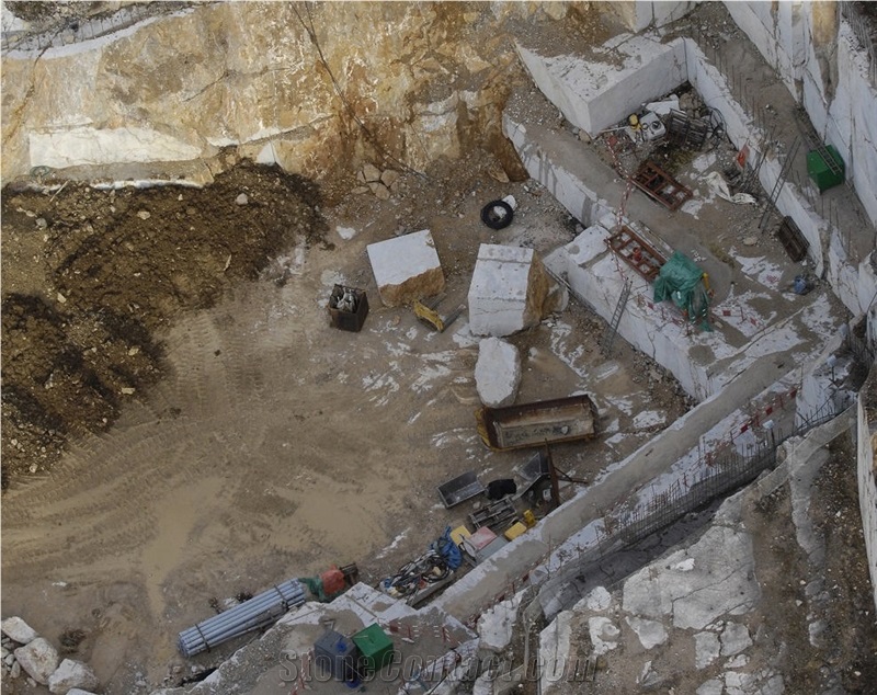 Sarrancolin Opera Fantastico Marble Quarry