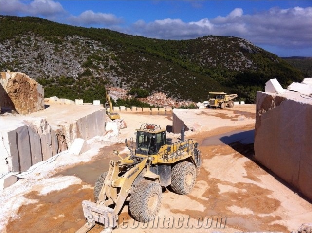 Skyros Fantasy Marble Quarry